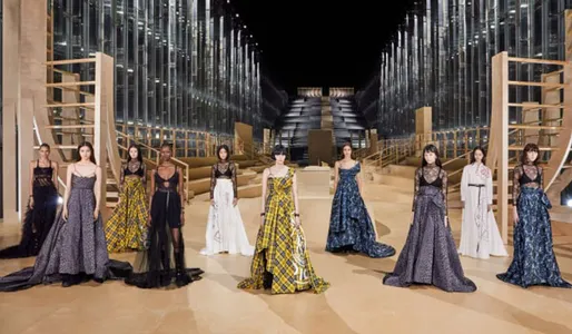 bo-suu-tap-dior-fall-2022-su-kieu-ky-cua-nhung-co-nang-ca-tinh