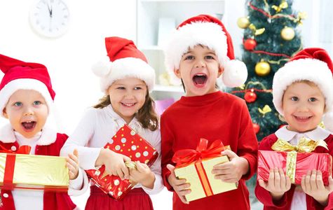 top-40-qua-tang-noel-cho-be-trai-va-be-gai-y-nghia-nhat