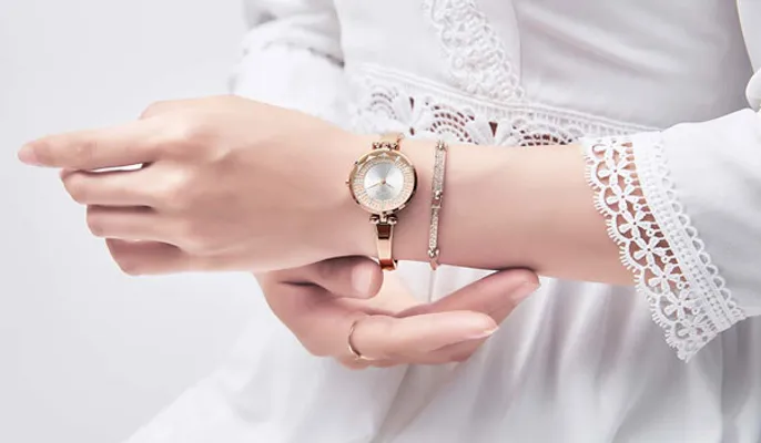 Top 10 các hãng đồng hồ nổi tiếng cho nữ đáng mua hiện nay - 1