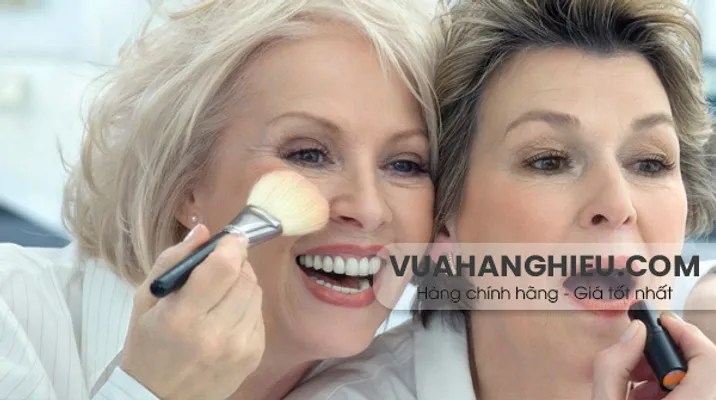 Cách trang điểm cho người trung niên trẻ đẹp tự nhiên - 1