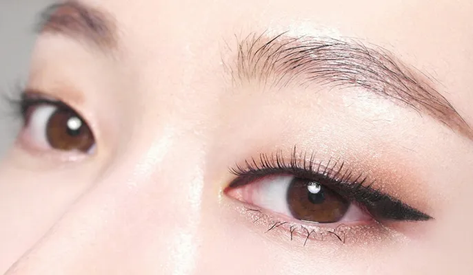 5 cách kẻ eyeliner mắt mèo sắc sảo và cá tính - 1
