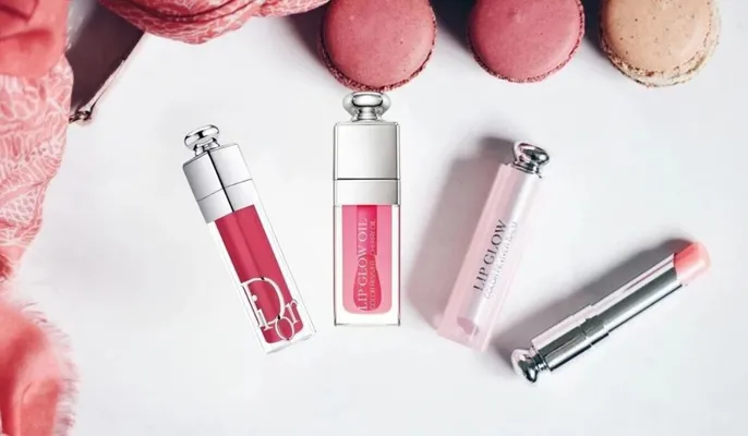 10 thỏi son dưỡng có màu high-end đáng tiền - 1