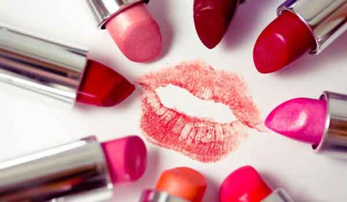 Review 9+ son môi thân thiện với làn da của các thương hiệu nổi tiếng, cho môi mềm mịn