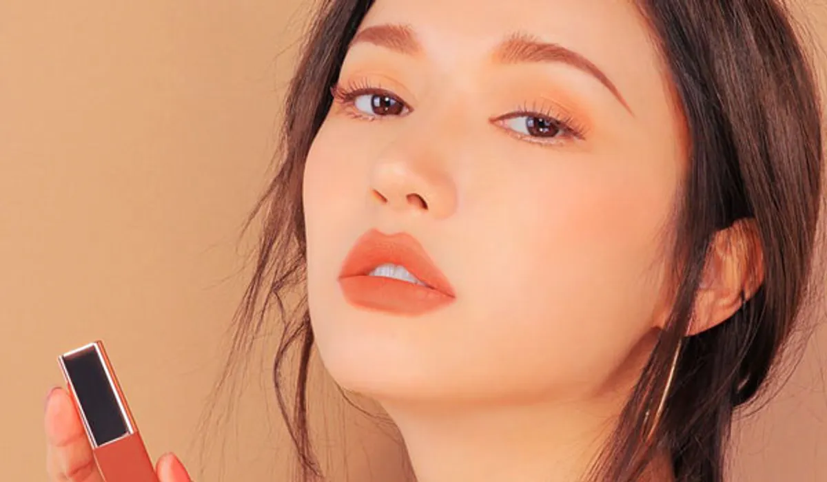Top 9 thỏi son hot trend 2026 có màu vô cùng đẹp hiện nay