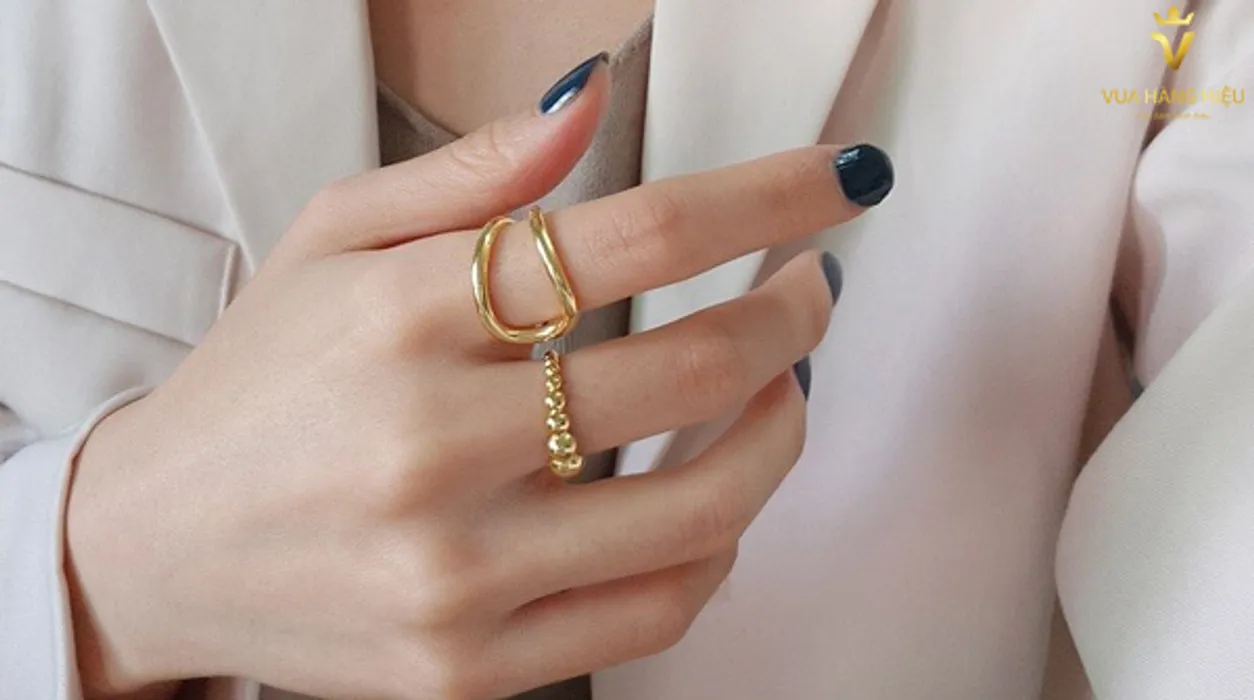 Người mệnh Kim đeo nhẫn ngón nào để thu hút tài lộc may mắn?