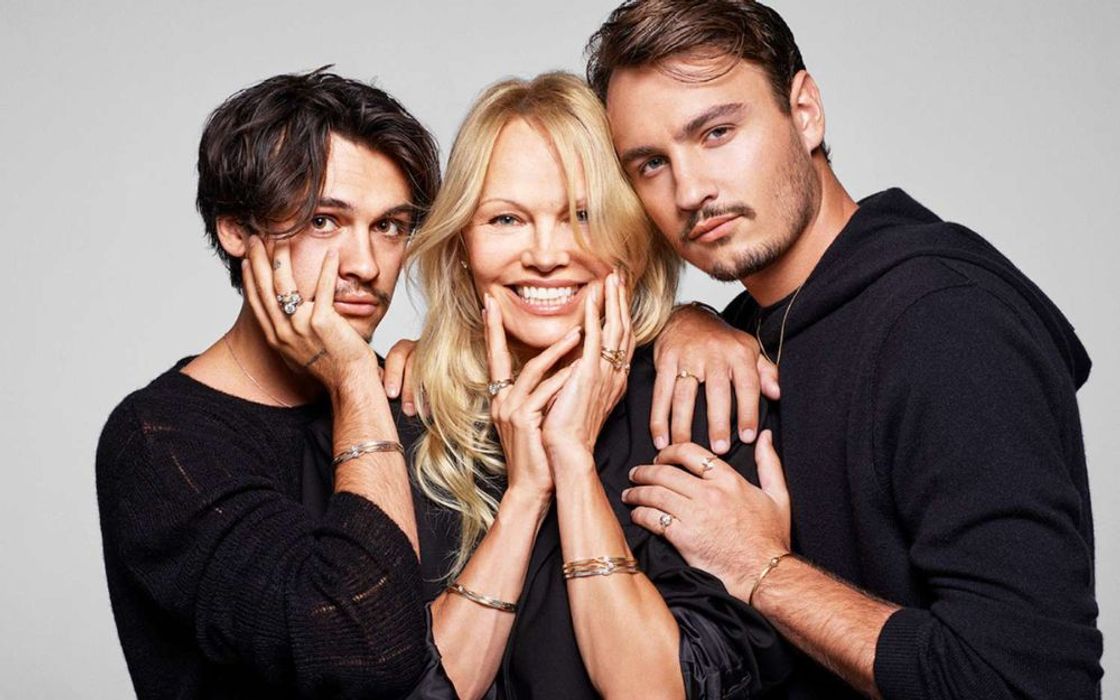 Review 10 Mẫu Vòng Tay Pandora Bán Chạy, Thích Hợp Làm Quà 2026