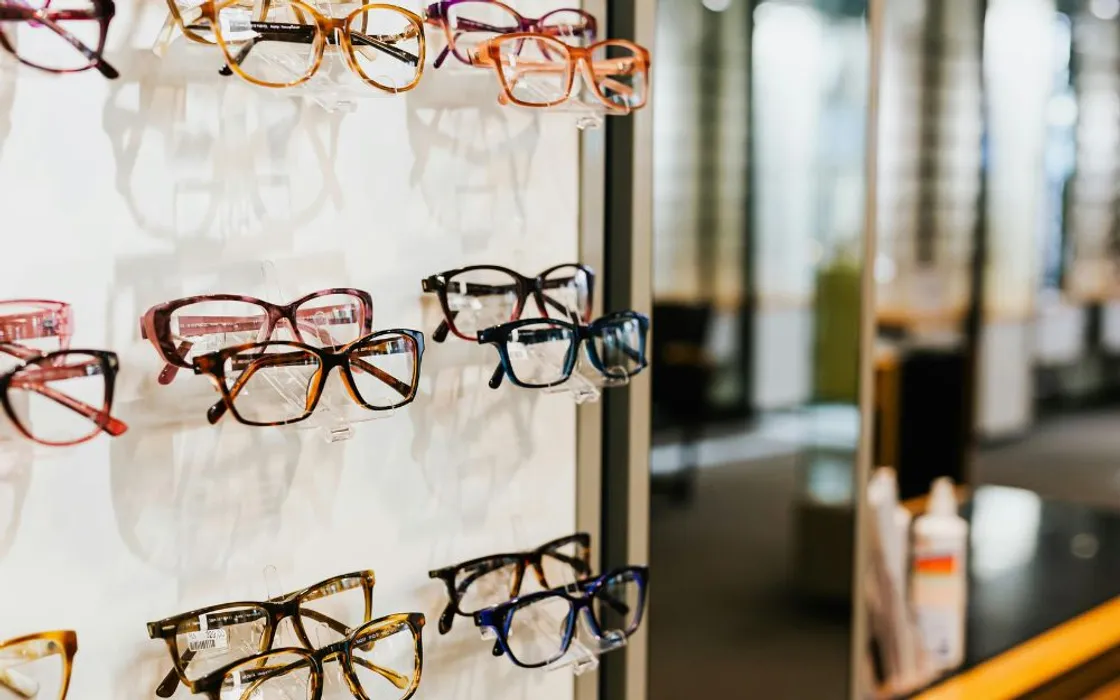 Top 7 Địa Chỉ Mua Kính Mắt Rayban Hà Nội Chính Hãng, Uy Tín