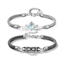 Vòng Đeo Tay Đôi LiLi Jewelry Đính Đá CZ Princess And Knight Lili_665879 Màu Xám/Trắng