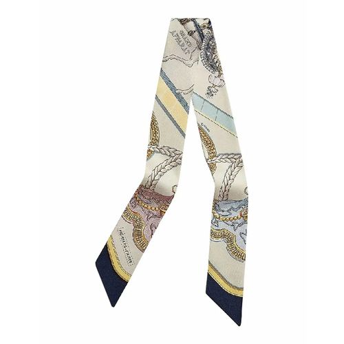 Khăn Lụa Nữ Hermès Beige Silk Scarf Màu Be Họa Tiết
