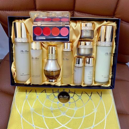 Set Nước Hoa Hồng, Sữa Dưỡng, Tinh Chất Vàng Tái Sinh Da Ohui The First Geniture