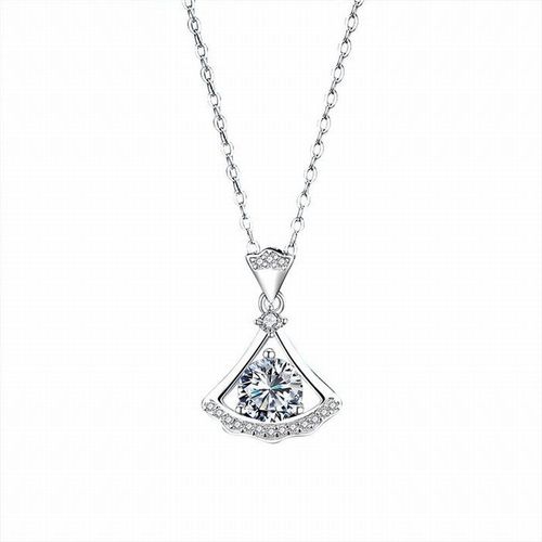 Dây Chuyền Lili Jewelry Bạc Nữ Đính Kim Cương Moissanite Hình Chiếc Váy LILI_786195 Màu Bạc