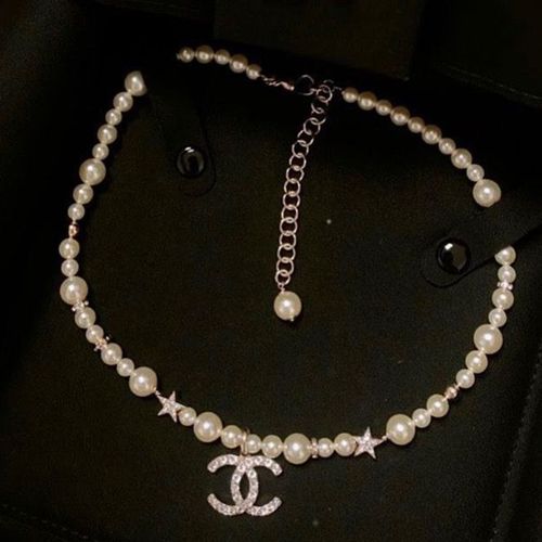 Dây Chuyền Nữ Chanel Dạng Chuỗi Necklace Màu Trắng Bạc