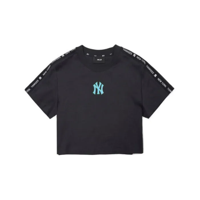 Áo Croptop Nữ MLB Women's Short Sleeve T-Shirt New York Yankees 3FTSA2023 Màu Đen