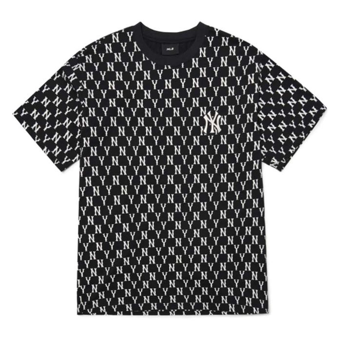 Áo Phông MLB Monogram Allover New York Yankees Tshirt 3ATSM1023-50BKS Màu Đen Size S
