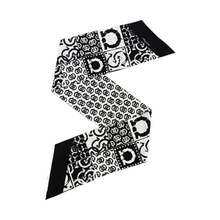 Khăn Lụa Salvatore Ferragamo Silk Scarf Màu Đen Trắng