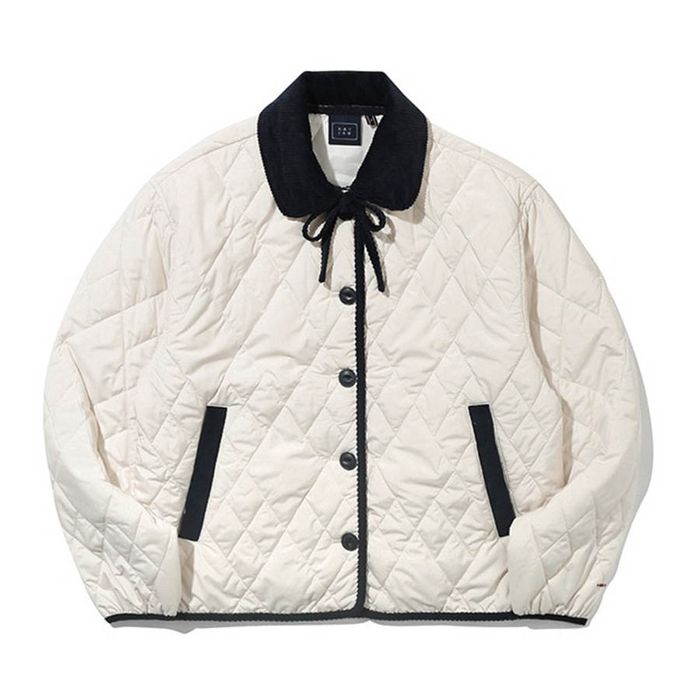 Áo Khoác Phao Romantic Crown Ribbon Tie Jacket Oatmeal Màu Trắng