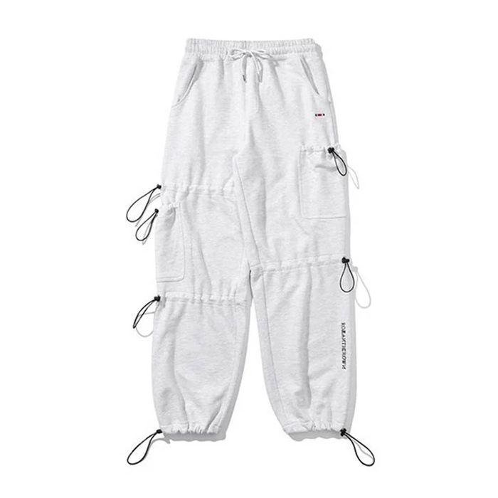 Quần Jogger Romantic Crown Unbalance Pocket Sweat Pants Màu Xám