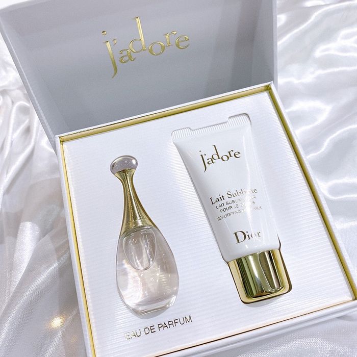 Set Nước Hoa Nữ Dior J'adore Mini Gift Set 2 Món (Dior J'adore 5ml + Dưỡng Thể