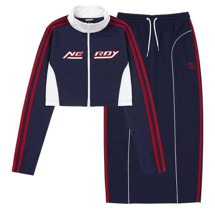 Set Áo + Chân Váy Nữ Nerdy Crop Track Màu Xanh Navy