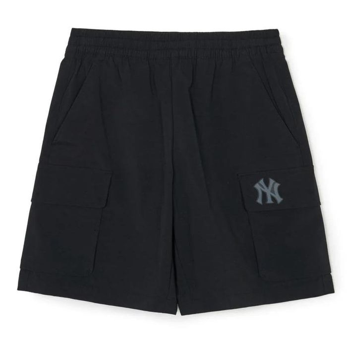 Quần Short Nam MLB Basic Gorpcore New York Yankees Woven Black 3ASMB0643-50BKS Màu Đen Size L