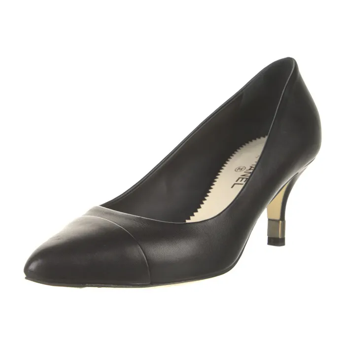 Giày Cao Gót Chanel Interlocking CC Logo Heels Black Pumps Màu Đen Size 36C