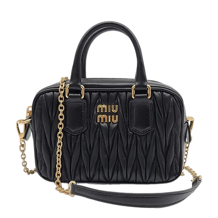 Túi Đeo Chéo Nữ Miu Miu Matelasse Nappa Handle Bag Màu Đen Size 16