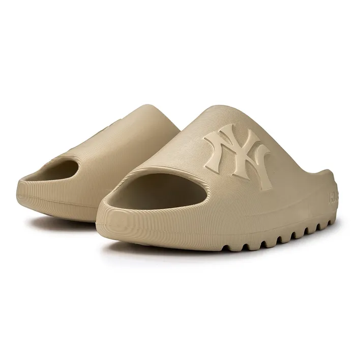 Dép MLB Skipper Slide New York Yankees 3ALPS0153 Màu Vàng Cát Size 250