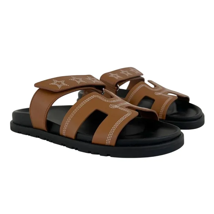 Dép Nữ Hermès Embroidered Chypre Caramel Sandals Màu Nâu Đen Size 37