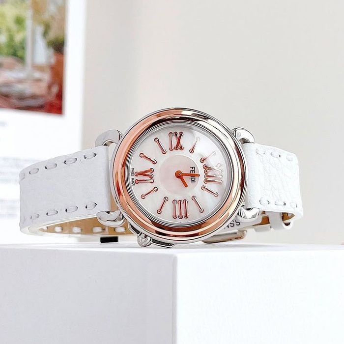 Đồng Hồ Nữ Fendi Selleria Ladies White Leather Watch Màu Trắng