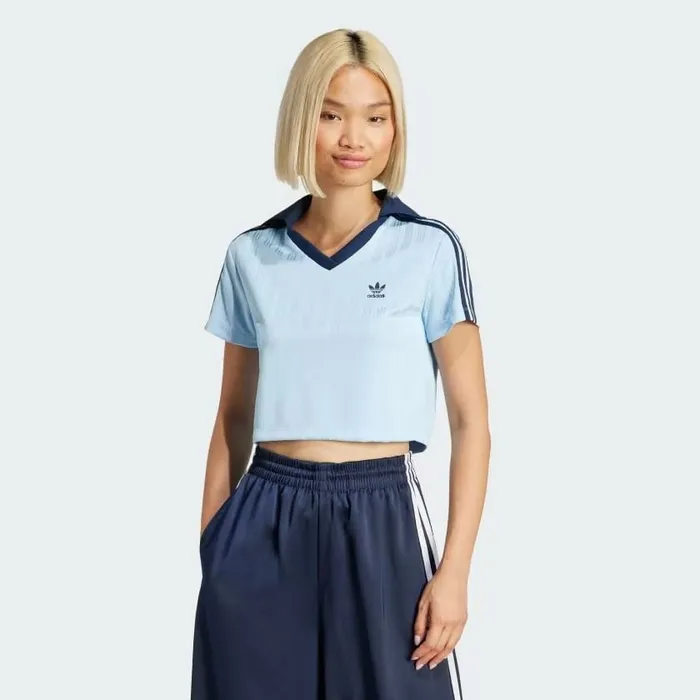 Áo Polo Nữ Dáng Lửng Cổ Chữ V Jacquard Bóng Đá Adicolor JD5864-XS