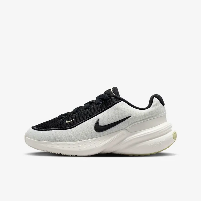 Giày chạy bộ trẻ em Nike Uplift Sc (Gs) IF1749-100 IF1749-100-4Y